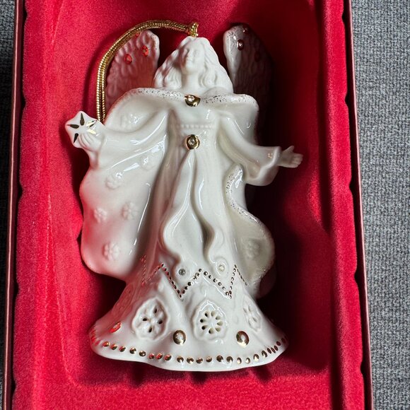 Lenox Florentine Porcelaine Pearl Angel Ornament New in Box - Picture 1 of 9